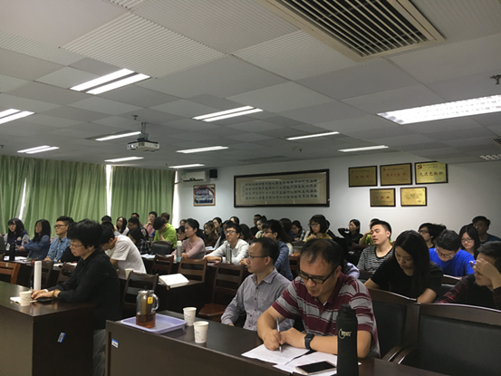 10.16号李红教授讲座照片2_副本
